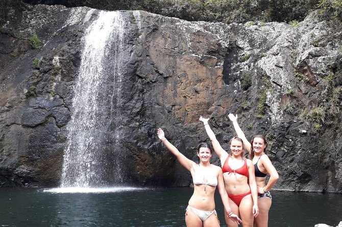 7 Cascades Half Day - Through forest, basalt, and running water
