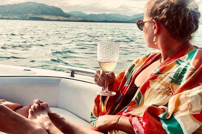 An Excursion of the South East Lagoon of Mauritius - Île aux Aigrettes and the best time in the water