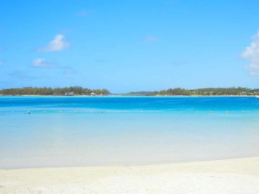 Blue Bay Glass Bottom Boat, Adventure Park & Gris Gris - Who will enjoy this full southern Mauritius outing