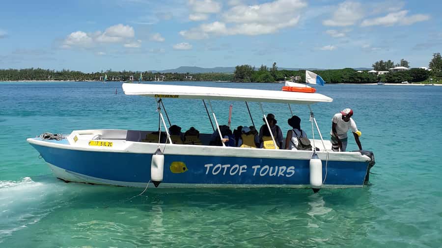 Blue Bay: Half-Day Snorkeling Trip with Creole Picnic Lunch - Starting at Blue Bay Public Beach