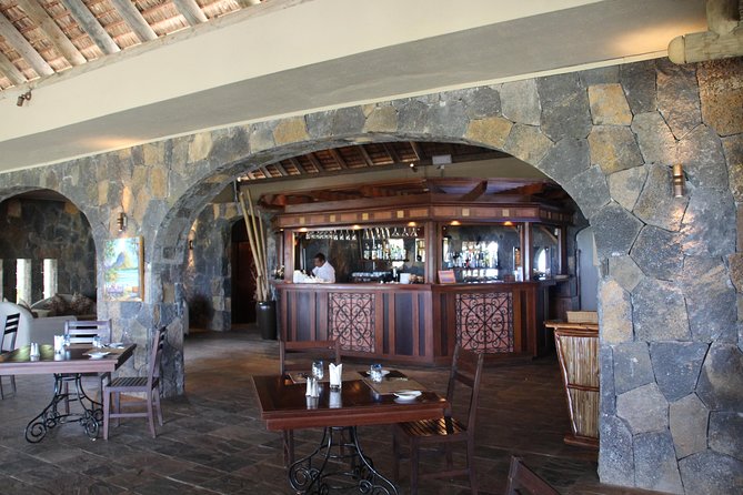 Casela World of Adventures, West of Mauritius - Full Day + Lunch - Starting among gardens, birds, and tropical plants