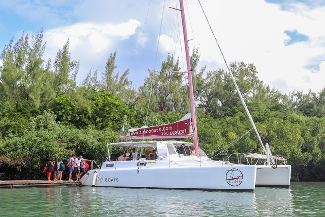 Catamaran cruise to Ile aux cerfs with bbq lunch - A full day on the water from Trou d’Eau Douce