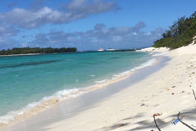 Catamaran Full-Day 3 island Northern Isles Cruise in Grand Baie - The Return to Gunner’s Quoin