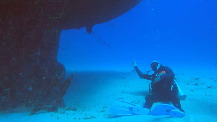 Discover Scuba Diving in the North of Mauritius - Timing, flights, and physical limits