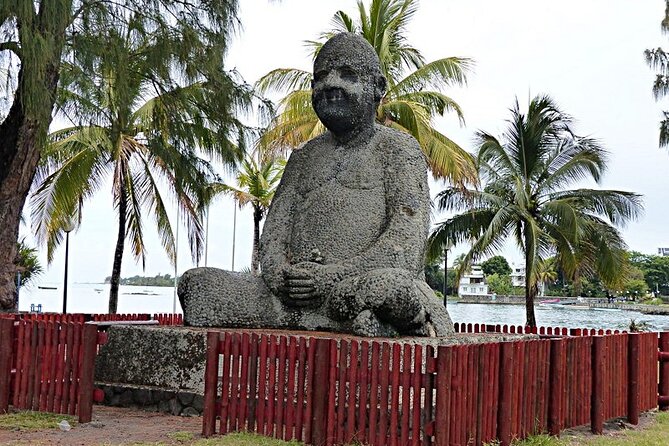 East of Mauritius: Full Day Scenic Tour with Lunch & Glass Bottom - Mahebourg Museum and the story of the island