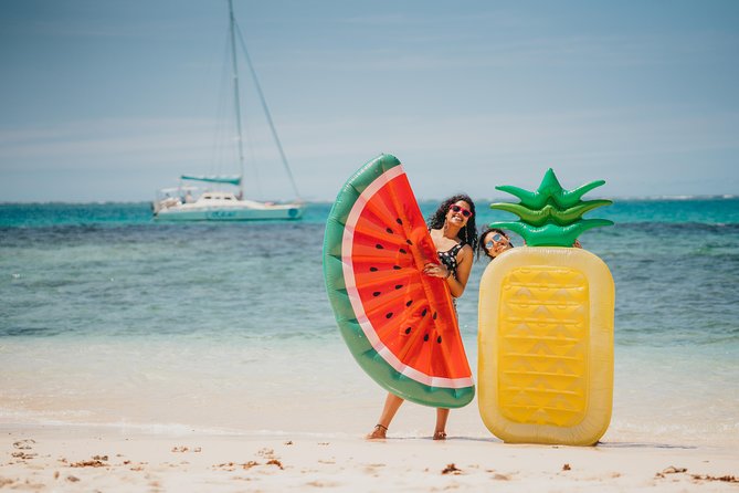 EAST Shared Cruise : OCÉANE Full day catamaran to Ile aux Cerfs - Trou d’Eau Douce and the lunch break