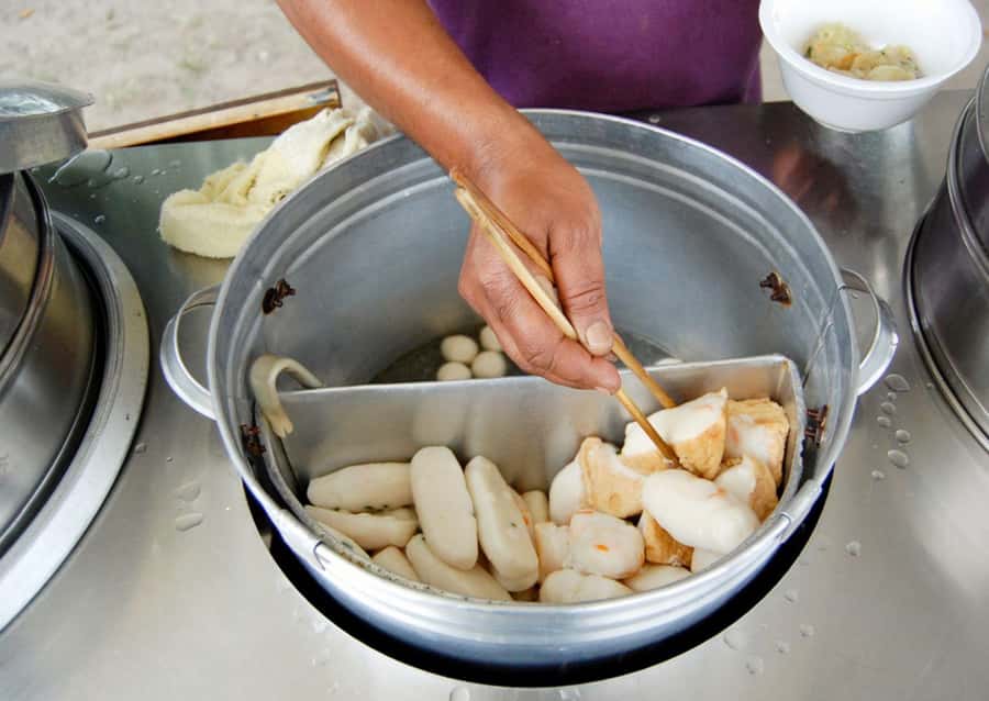 Flavors of Port Louis: Guided Food Tasting Tour with a Local - Timing, booking, and what to carry