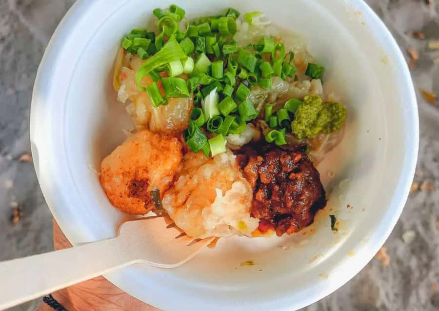 Flavors of Port Louis: Guided Food Tasting Tour with a Local - Port Louis through its food stalls