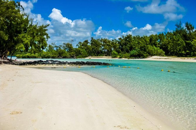 Full-Day At Ile Aux Cerf: Speed Boat, GRSE, Lunch On A Private Island & Transfer - Is $110.38 a Fair Price?