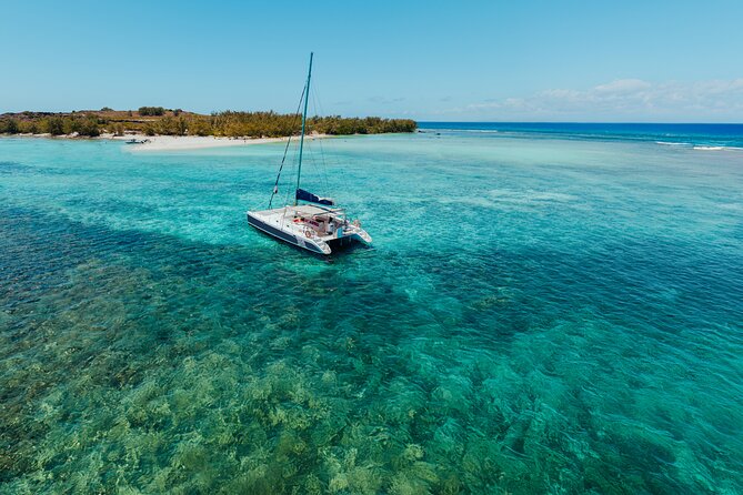 Full Day Catamaran Cruise - North Ilot Gabriel (sharing) - Meeting the catamaran at Grand Baie at 9:00 am