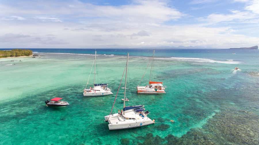 Full Day Catamaran Luxury Cruise to Northern Islands w Lunch - Coin de Mire is the final snorkeling test
