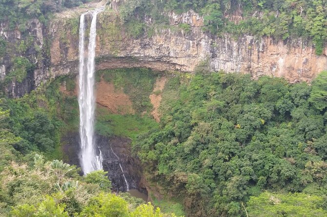 Full Day Private Tour in South of Mauritius - Chamarel’s colored earth and tall waterfall