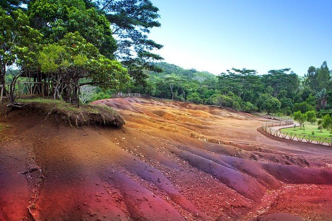Full Day South Guided Tour Mauritius: Including Lunch - Trou aux Cerfs and the Curepipe highlands