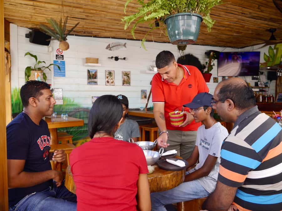 Grand Baie: Coastal Cuisine & Culture Walking Tour - A 45-minute restaurant meal with local context