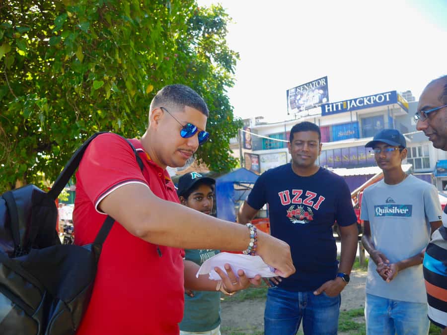 Grand Baie: Coastal Cuisine & Culture Walking Tour - Grand Baie Bazaar and the short coastal walk