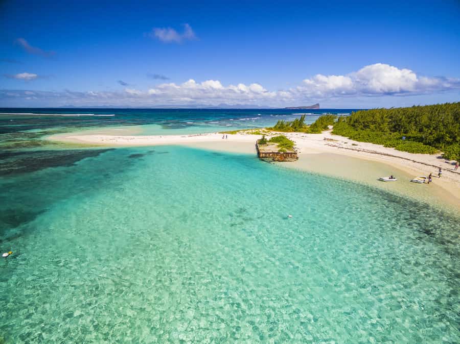 Grand Baie: Three Islands Private Boat Trip and Beach BBQ - Key points before you book