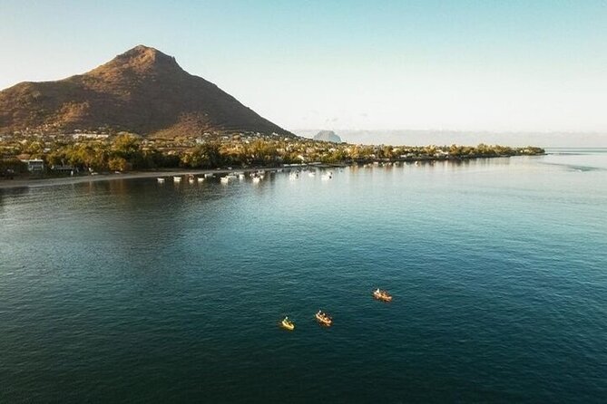 Guided Kayak 2 Hours Activity with Dolphins - Who should book this kayak tour?
