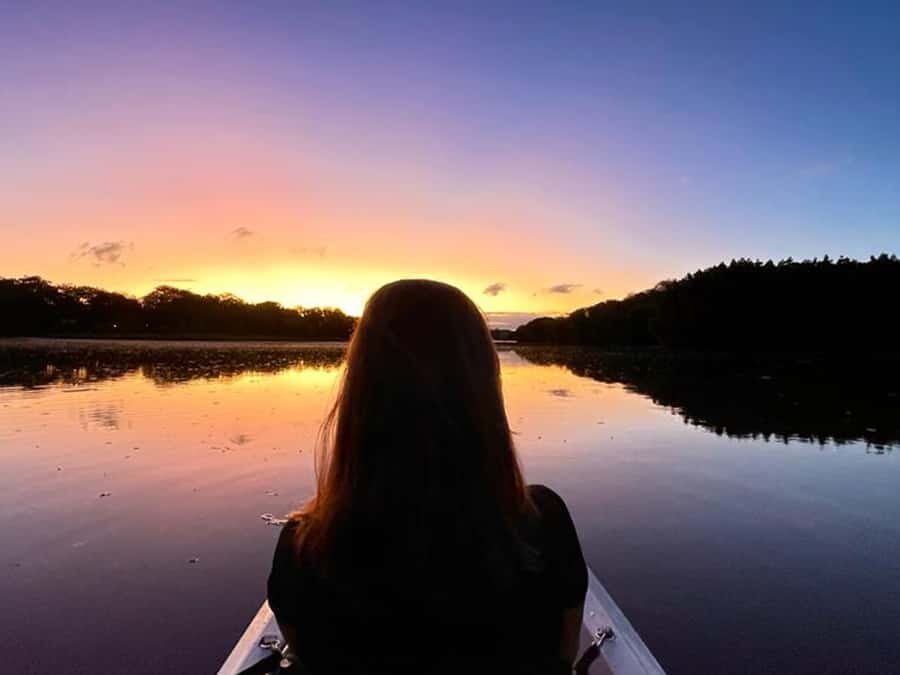 Guided Sundowner Kayak Tour - Who should book this sunset paddle?