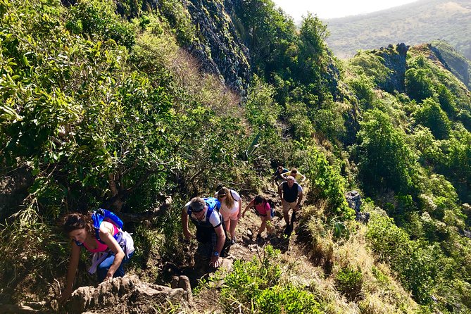 Hiking and Climbing UNESCO Le Morne Brabant - Photos and videos without stopping every few minutes