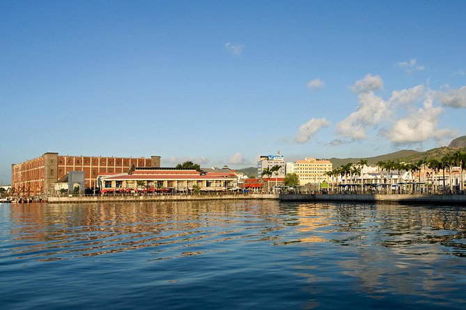 Historical Guided Day Tour : City - Sugar World - Botanical Garden - Why this tour works as a Mauritius overview