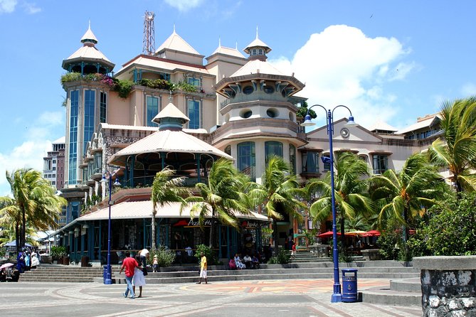 Historical Private Guided Tour, City-SugarWorld-Botanical Garden - Min.2 persons - What the private format really changes