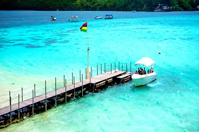 Ile aux 2 Cocos Full Day on All Inclusive with complimentary activities - Who will enjoy this island day most