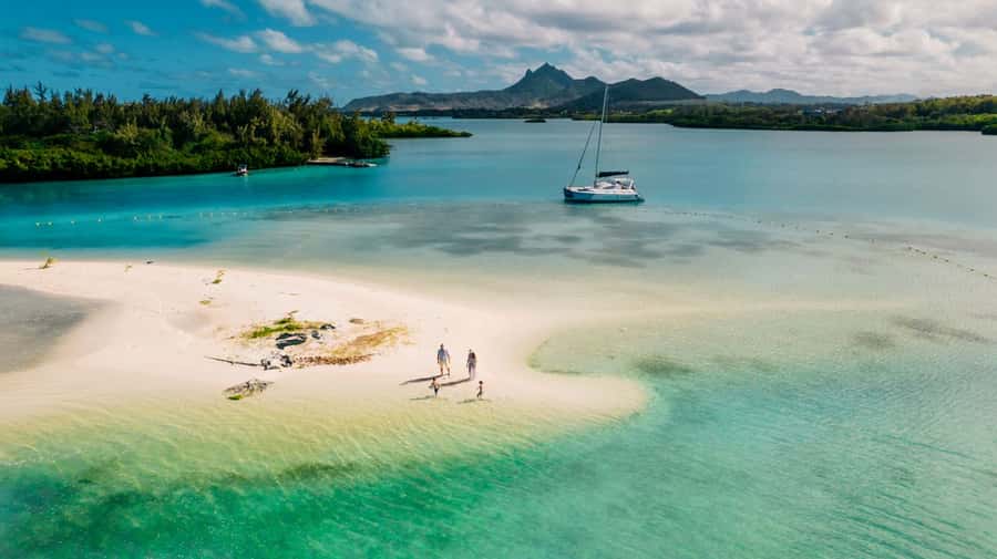 Ile Aux Cerfs: Catamaran Cruise, island, waterfalls, Lunch - Key points to know before booking