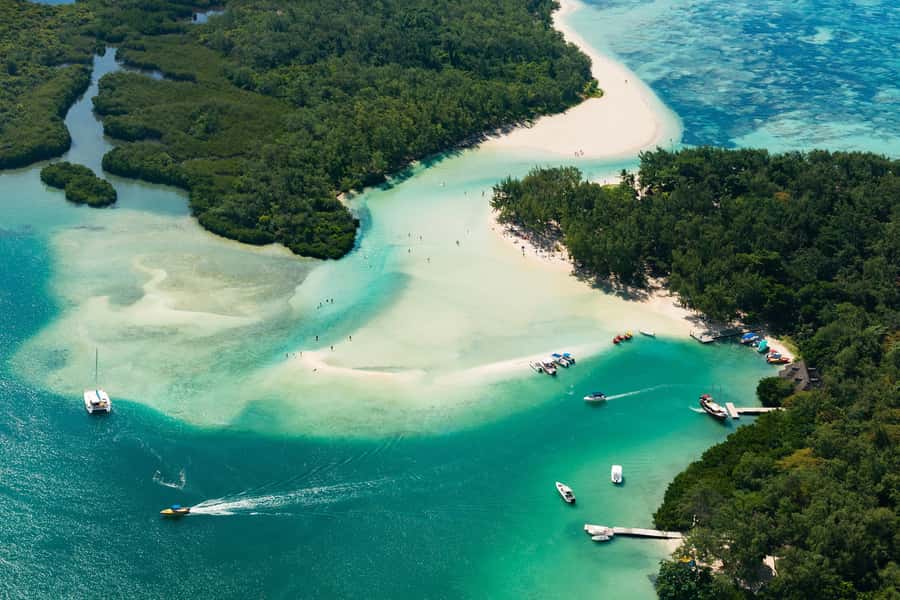 Ile aux Cerfs: Island & Waterfall Speedboat Tour with Lunch - Is $55 a fair price?