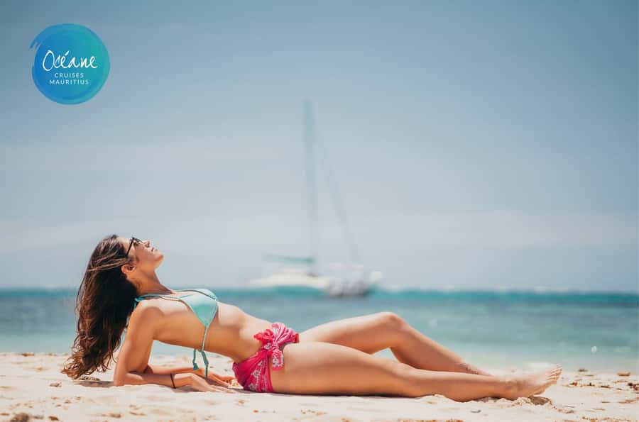 Île aux Cerfs: Private Catamaran Cruise with Gourmet Lunch - What the $1,325 Private Rate Really Means
