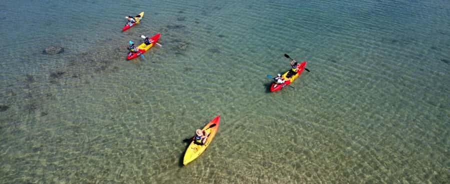 Ile d Ambre Kayaking - Starting in Goodlands and getting ready