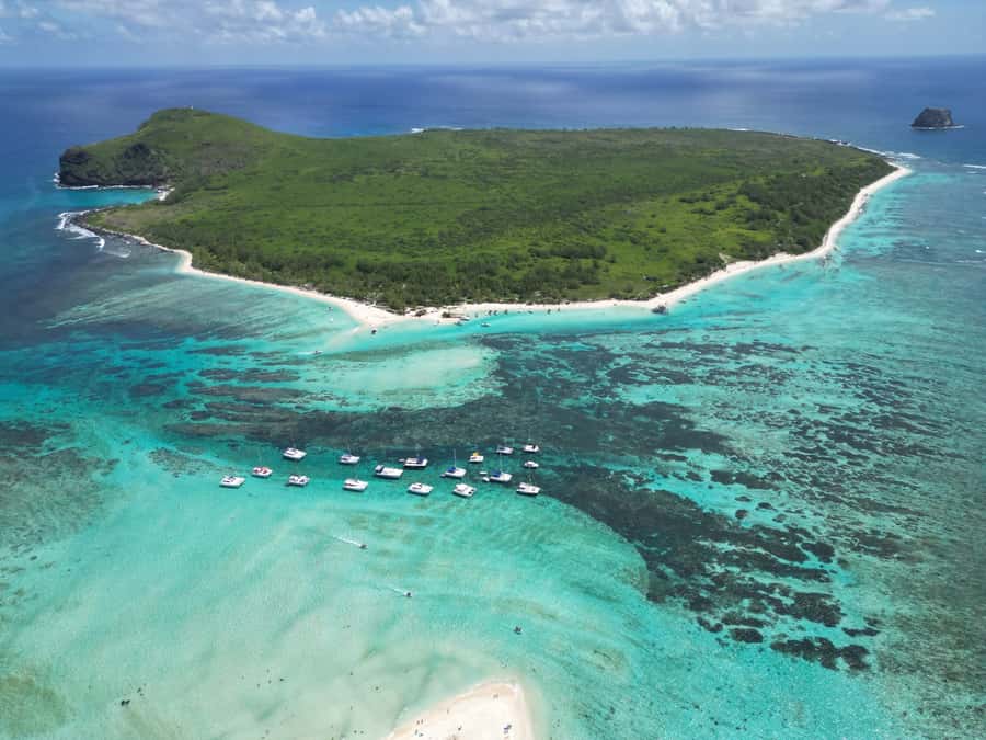 Ilot Gabriel: Catamaran Cruise & BBQ Lunch - How the $69 price works for you