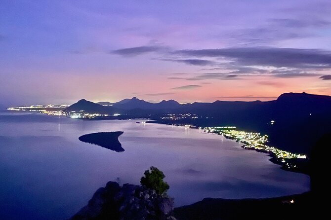 Le Morne Brabant Sunrise Hike - The descent, wildlife, and changing heat