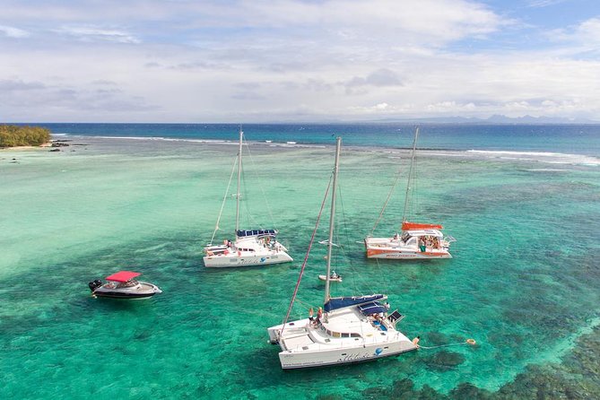 Luxury Catamaran Cruise: The Northern Islands - Price, value, and a direct-booking check