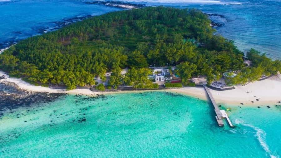 Mahebourg: L'île des Deux Cocos Island Boat Tour with Lunch - Key points to know before booking