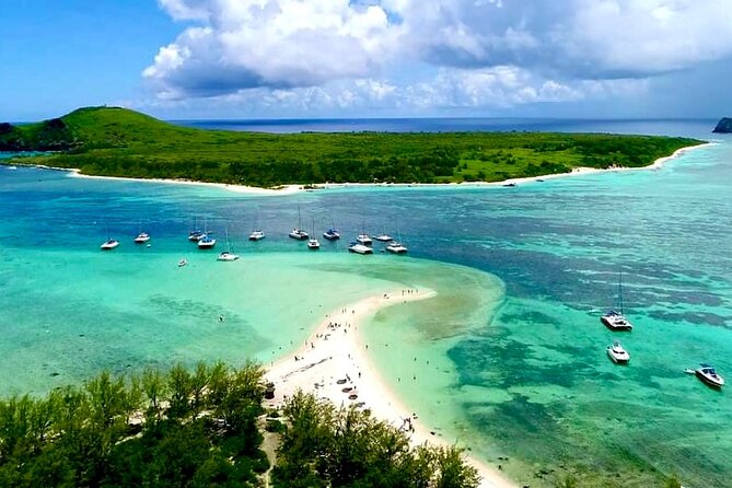 Mauritius 5-Day Private Excursion and Cruise - Day 3: Flat Island, Gabriel Island, and the open sea