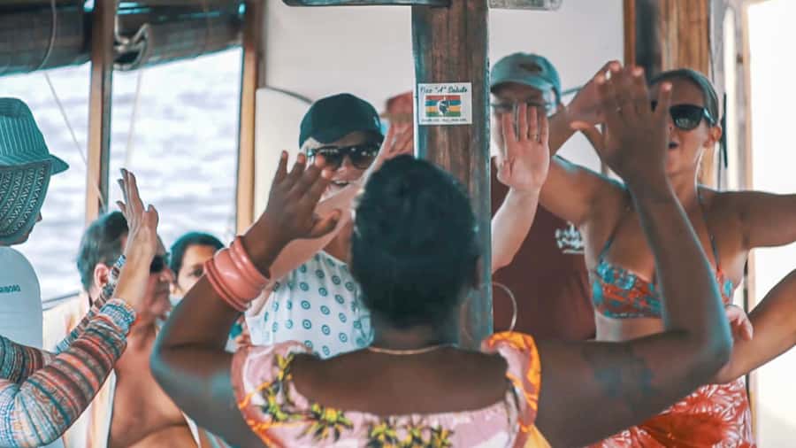 Mauritius: Boat trip to Ile aux Cerfs with Lunch/waterslide - Exploring Île aux Cerfs