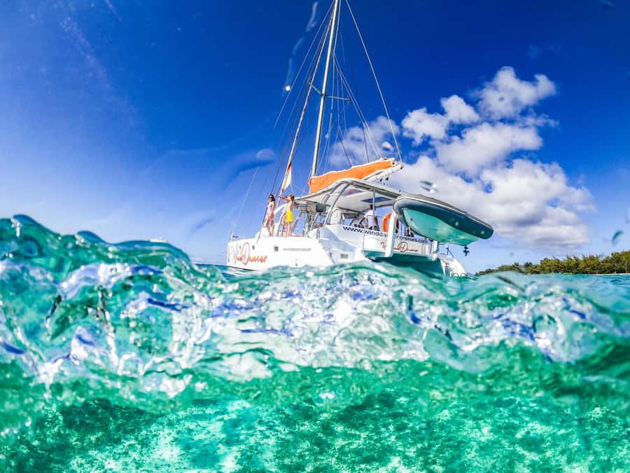 Mauritius: Full-Day Catamaran Cruise to the Northern Isles - A full day from Grand Baie to the Northern Isles