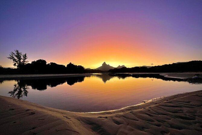 Mauritius Guided Sunrise Kayak Tour on the Tamarin River - Guides who shape the morning