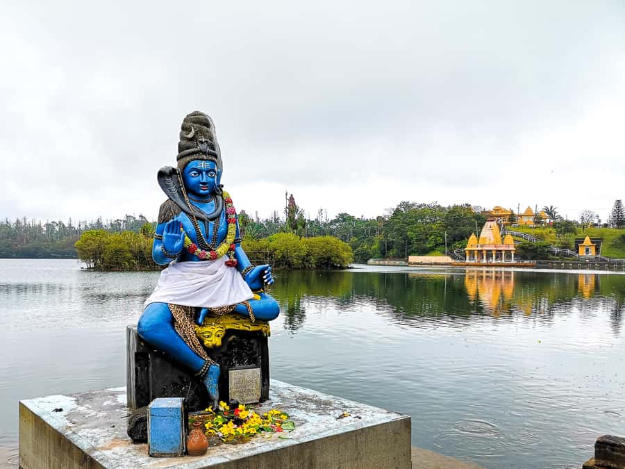 Mauritius: Guided Trip to the Southwest with Safari Tour - Gorge Viewpoint and Chamarel from Above