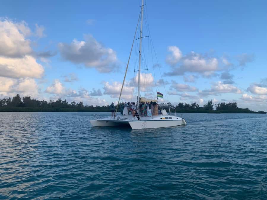 Mauritius: Ile Aux Cerfs catamaran cruise Lunch with BBQ - Grand River South East waterfall by boat