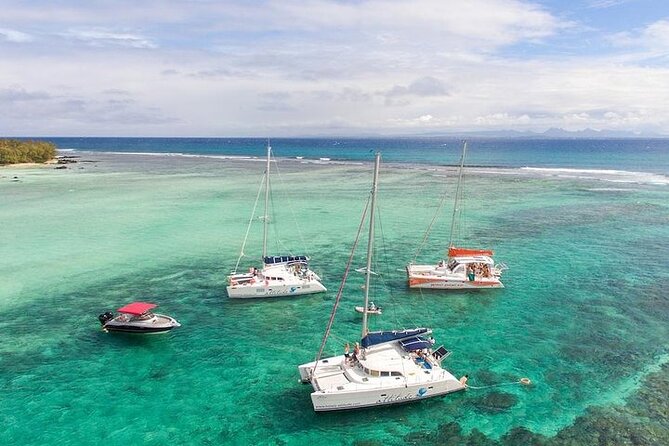 Mauritius: Ile Aux Cerfs Catamaran Tour with Lunch and Drinks - How the $70 price works in real terms