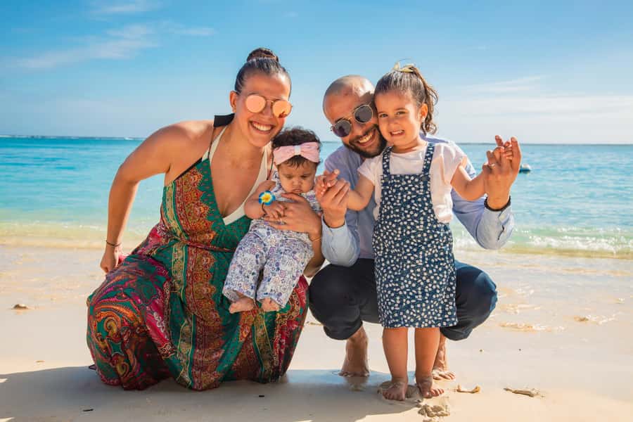 Mauritius: Photoshoot at Mont Choisy Beach - Meeting Dourvesh and getting comfortable on camera