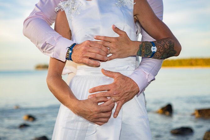 Mauritius: Photoshoot at Mont Choisy Beach with Pro Photographer - Why Mont Choisy works well for holiday portraits
