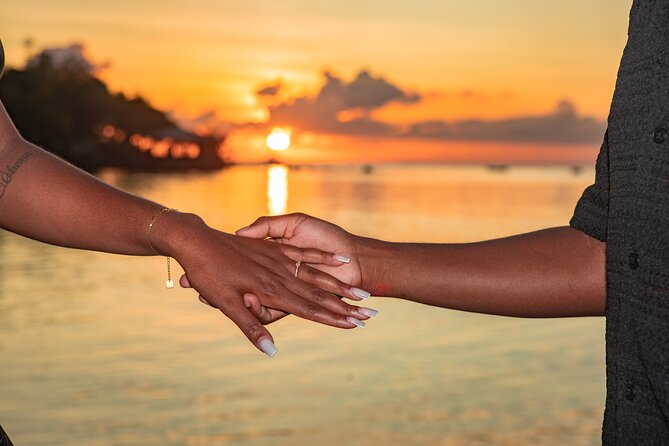 Mauritius: Photoshoot at Mont Choisy Beach with Pro Photographer - Delivery within five working days