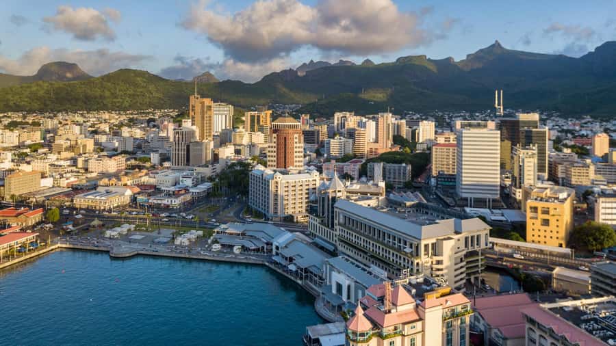 Mauritius: Port Louis / China Town Food & Culture Tour - Walking from the city center to Central Market