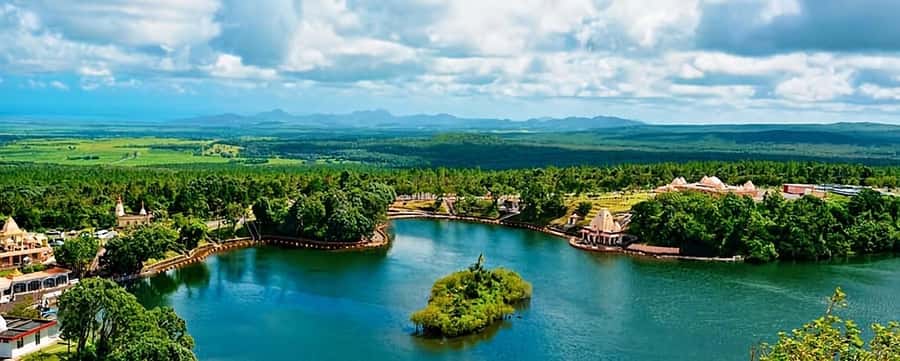 Mauritius: Private South Day Tour with Hotel Transfer - Grand Bassin, where the tour turns spiritual