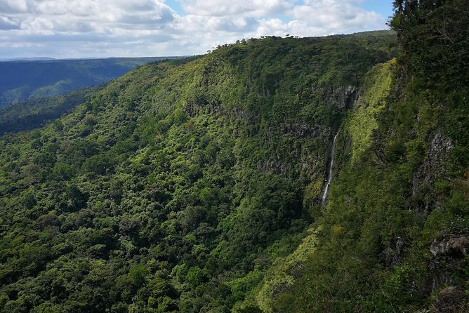 Mauritius Private South West Tour - Chamarel’s coloured earth is the grand finale