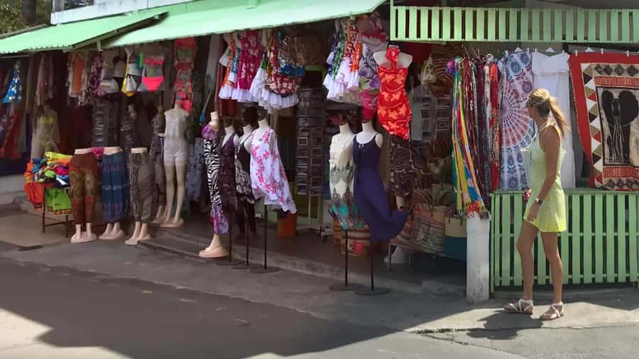 Mauritius: Shopping Tour - Port Louis Markets & Grand Baie - What the $125 group price really buys
