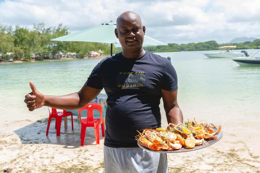 Mauritius: Speedboat Ile aux Cerfs, GRSE Waterfall, BBQ, Bar - A beach BBQ with beer, wine, and rum cocktails