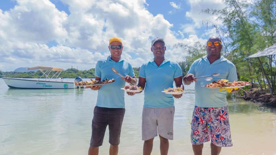 Mauritius: Speedboat Ile aux Cerfs, GRSE Waterfall, BBQ, Bar - How the $70 price holds up
